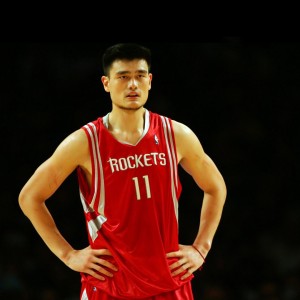 开云app下载-王者归来！库里复出首战引爆篮网主场，逆境方显英雄本色，库里复出首秀点燃篮网主场，逆境时刻尽显王者风范