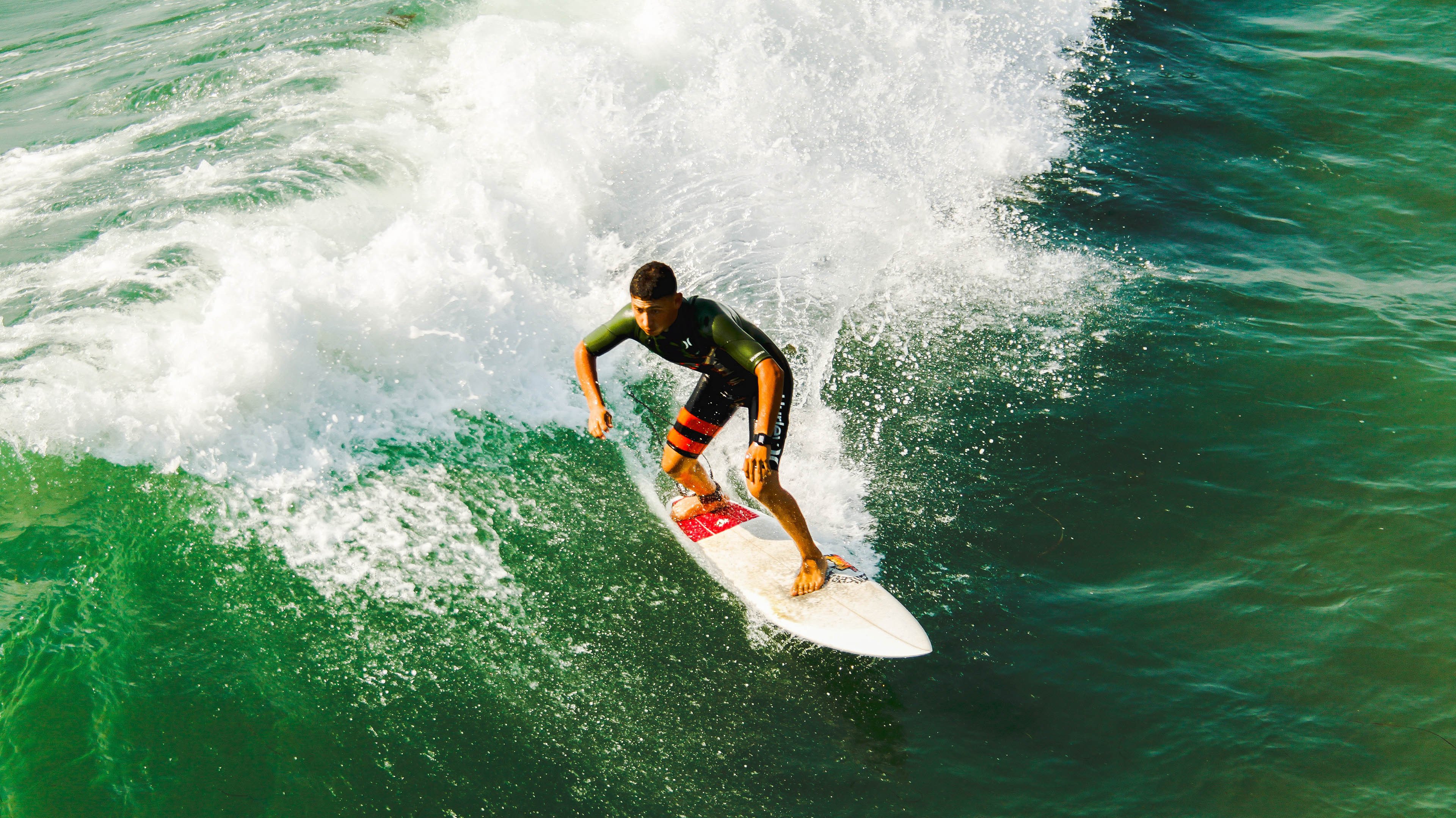 当字母哥遇见纳达尔，一场属于人类意志力的隔空对话，字母哥与纳达尔，跨越球场的意志对决